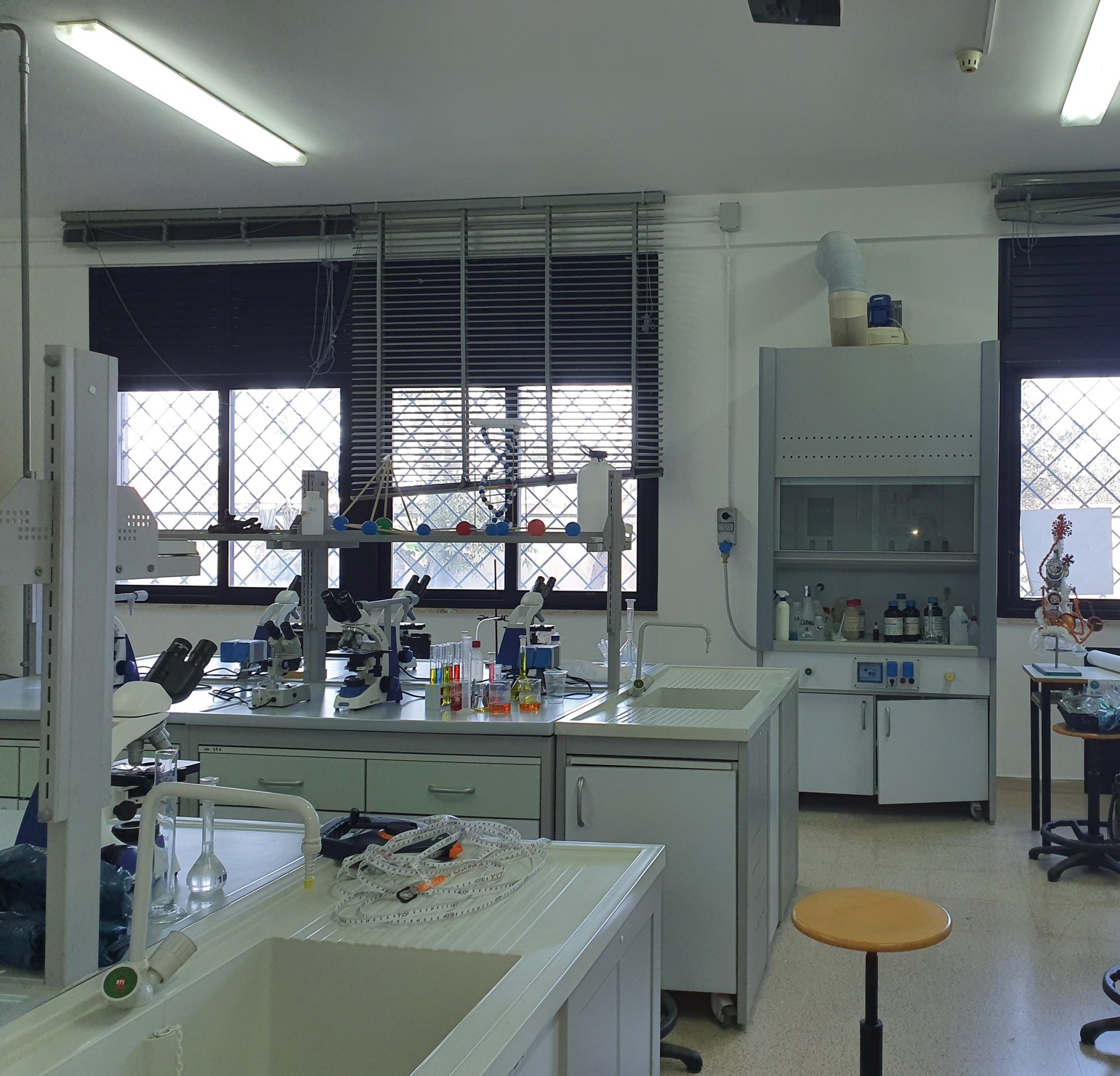 Laboratorio Fisica Scienze Naturali - sede Squinzano